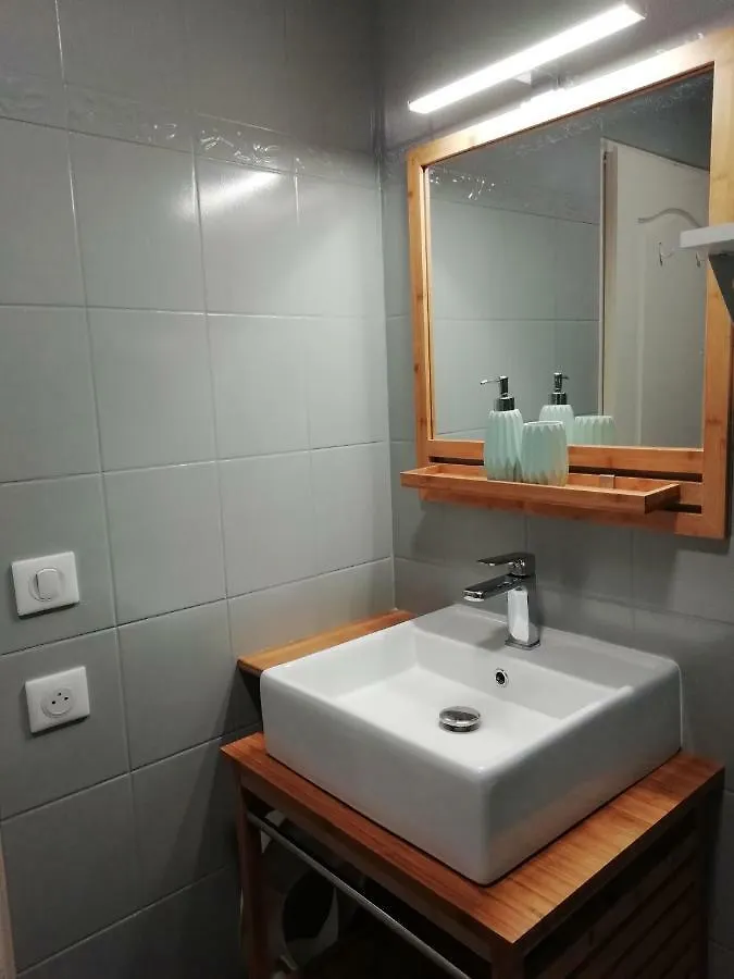 Au Pied Du Telecabine, T3 50M2 Pour 8 Personnes. Cauterets France
